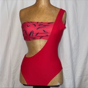 PEDDNEY BATHING SUIT